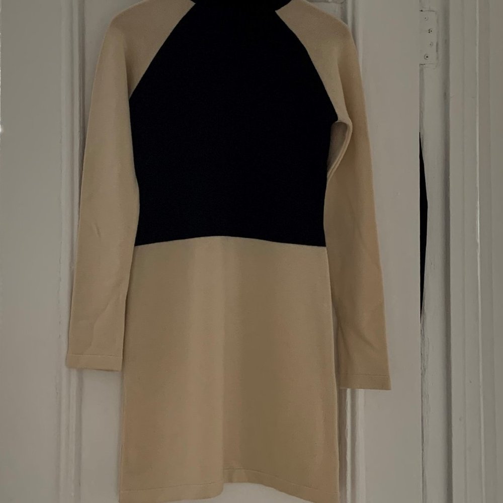 Agnes B. merino wool elegant black white dress M